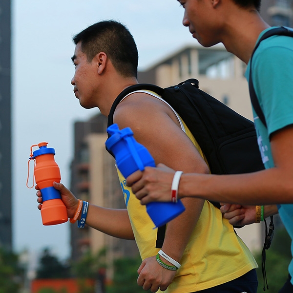 New collapsible sports water bottle,BPA free,Portable.
