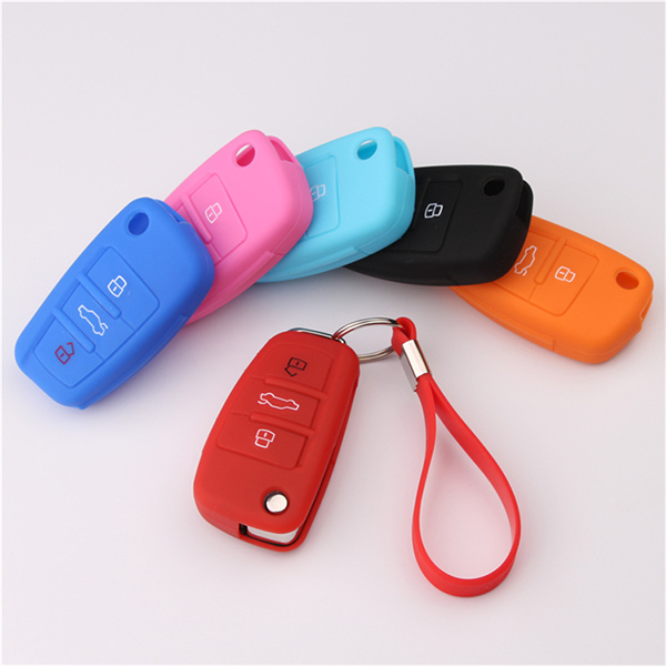 Silicone key fob cover for Audi Q7 with keychain